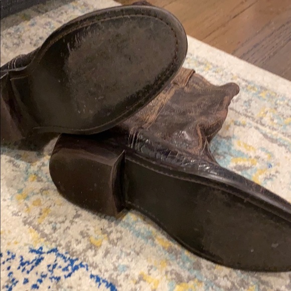 Steve Madden Distressed Cowboy Boots. - Picture 3 of 3